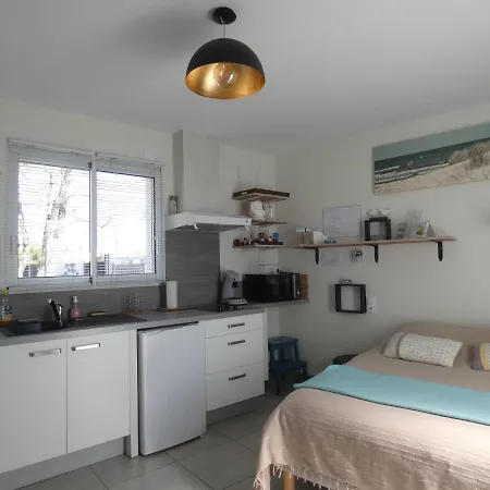 Grain De Sable Et Son Jacuzzi *