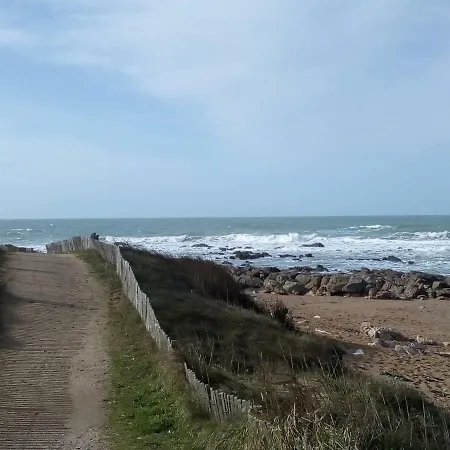 Grain De Sable Et Son Jacuzzi * Talmont-Saint-Hilaire