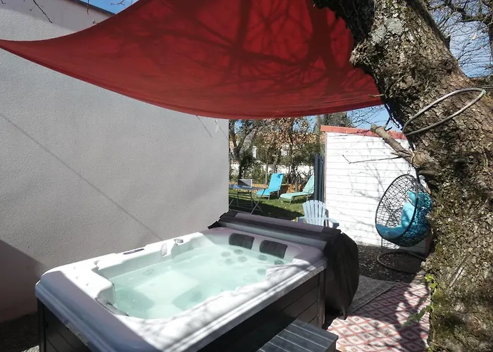 Grain De Sable Et Son Jacuzzi * Talmont-Saint-Hilaire