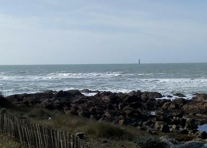 Grain De Sable Et Son Jacuzzi Nyaraló *